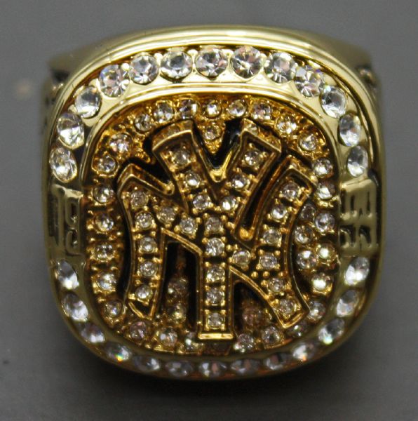 1999 World Series Champion NY Yankees Replica Derek Jeter Ring