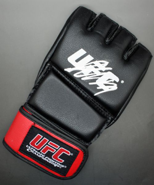 Georges St. Pierre Signed UFC Pro Model MMA Fight Glove (PSA/JSA Guaranteed)