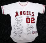 2002 Anaheim Angels (World Champs) Team Signed Commemorative Jersey (33 Sigs)(MLB)