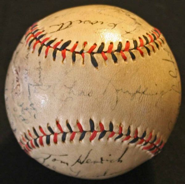1939 NY Yankees Team Signed "Official League" Baseball (17 Sigs)(Gehrig Club House)(PSA/DNA)