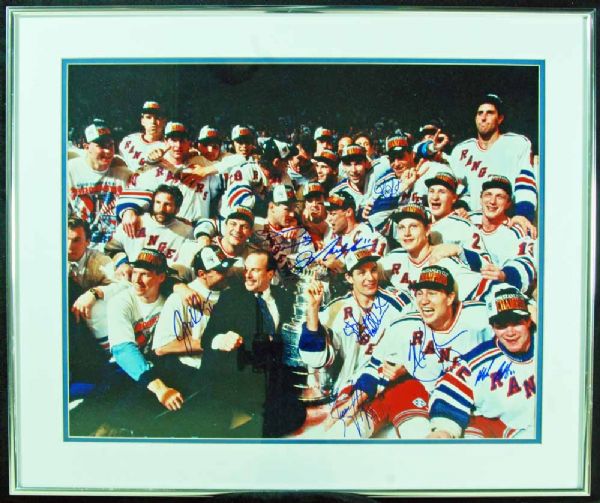 Stanley Cup Champions 1994 New York Rangers Team Signed Photo w/ Messier, Leetch, Richter & Others (PSA/JSA Guaranteed)