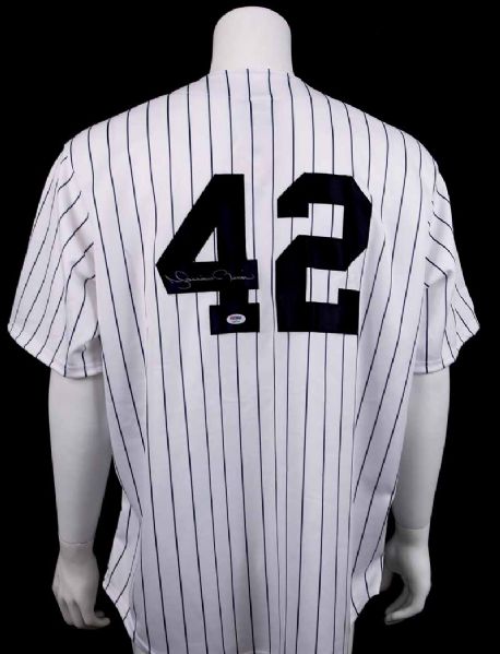 Mariano Rivera Signed New York Yankees Jersey (PSA/DNA)