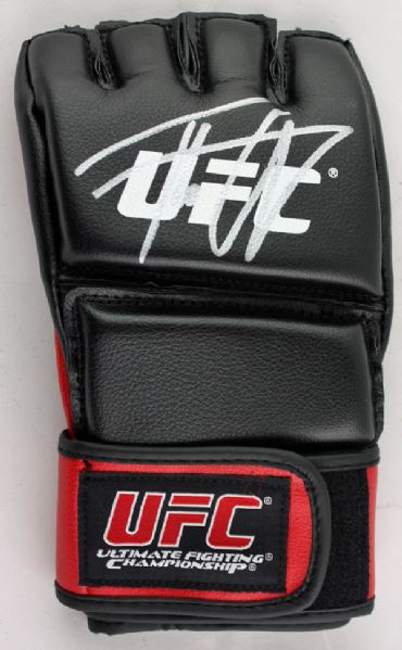 Tito Ortiz Signed UFC Pro Model Fight Glove (PSA/JSA Guaranteed)
