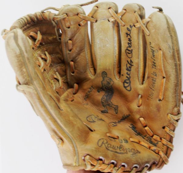 Mickey Mantle Signed Personal Model Vintage Baseball Glove w/ Superb Signature! (PSA/DNA)