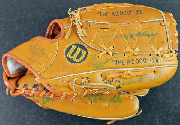 MLB Stars Multi-Signed Baseball Glove w/ Mays, McCovey, Jackson & Others (PSA/JSA Guaranteed)