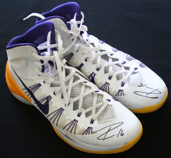 2013-14 Pau Gasol Game Worn & Signed Nike Basketball Sneakers (Lakers)(DC Sports)