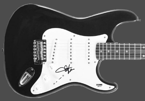 Toby Keith Signed Electric Strat-Style Guitar (PSA/DNA)