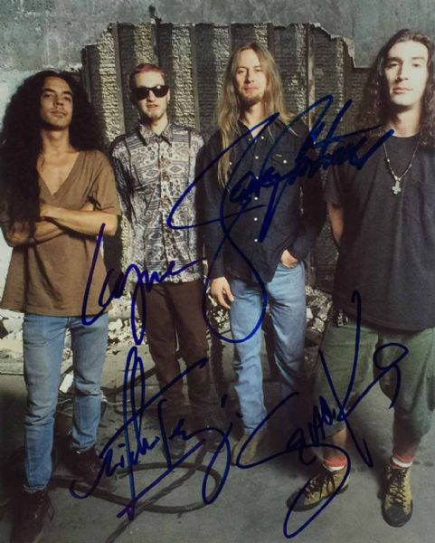 Alice Chains SCARCE Group Signed 8" x 10" Color Photo w/Layne Staley (PSA/DNA)