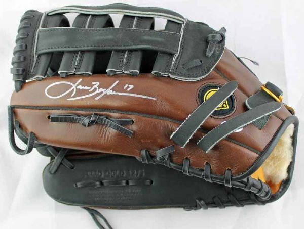 Lance Berkman Signed & Game Used Nike Baseball Glove (JSA)