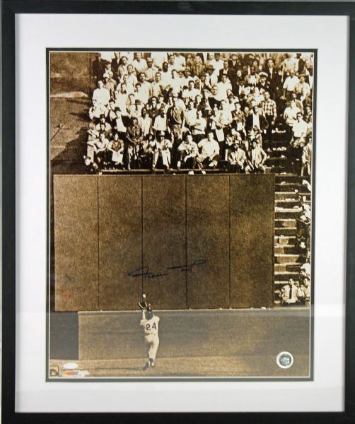 Willie Mays Signed & Framed 16" x 20" The Catch Photo (Steiner Sports)