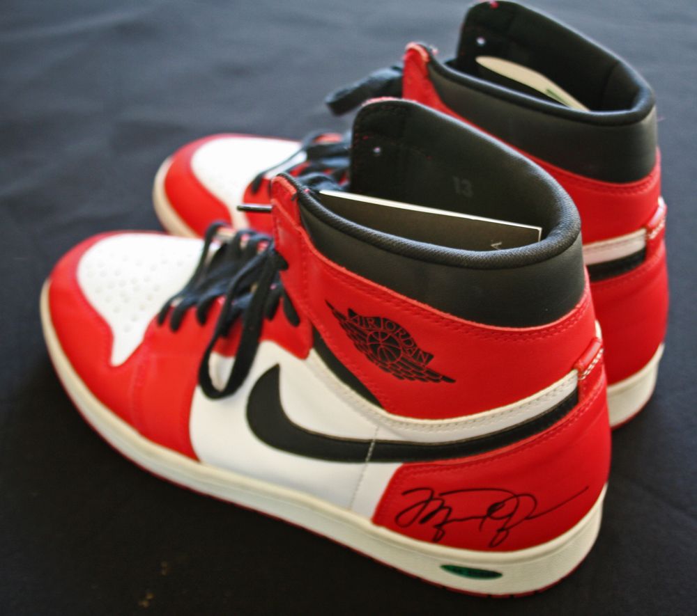 Lot Detail - Michael Jordan Signed Nike Retro Air Jordan Basketball ...