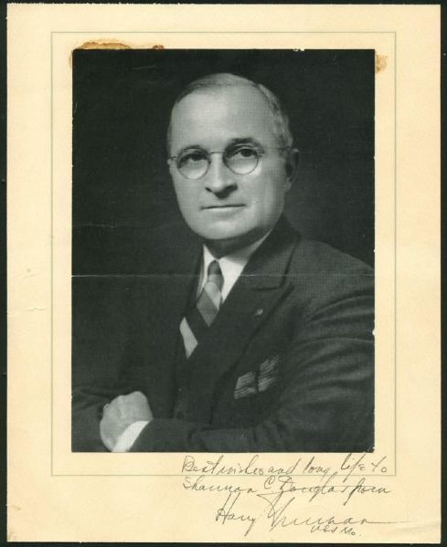 President Harry Truman Signed & Matted 6.5" x 9" Portrait Photograph (PSA/DNA)