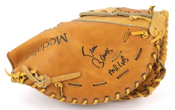 Ernie Banks Rare Signed First Basemans Mitt (PSA/JSA Guaranteed)