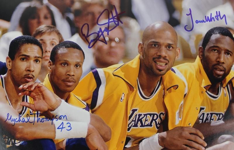 Lot Detail - Lakers: "Showtime" Multi-Signed (5) 16"x20" Photo with