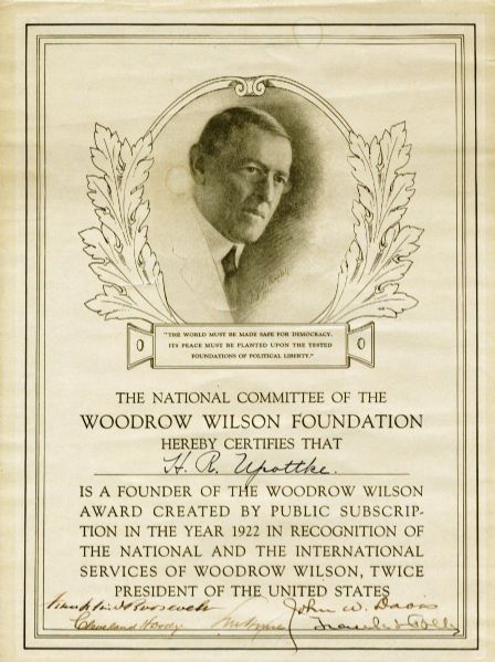 Franklin D. Roosevelt Signed Woodrow Wilson Founders Recognition Award (PSA/DNA)