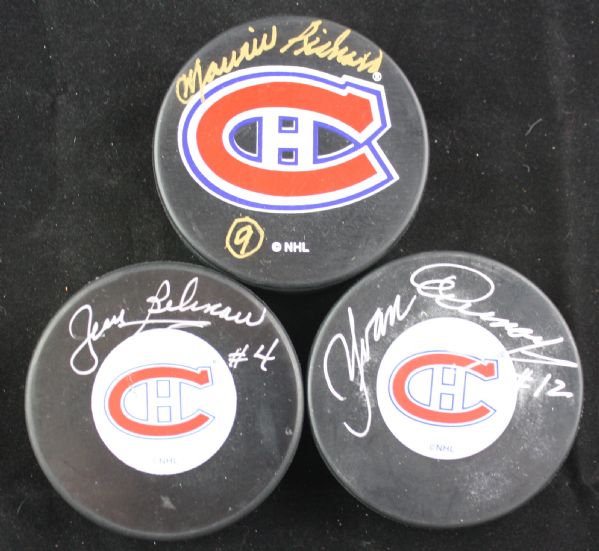 Montreal Canadiens Greats Lot of Three Signed Logo Hockey Pucks w/ Maurice Richard, Jean Beliveau & Yvan Cournoyer (PSA/JSA Guaranteed)