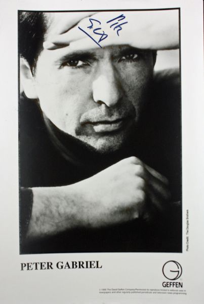 Peter Gabriel Signed 8" x 10" Black & White Photo (REAL/Epperson)