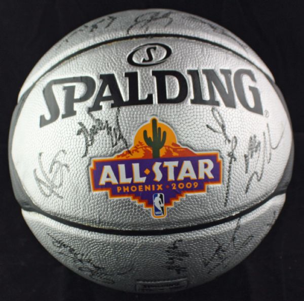 2009 NBA All-Star Team Signed Basketball w/ Lebron James, Tim Duncan, Ray Allen & Others (PSA/DNA)