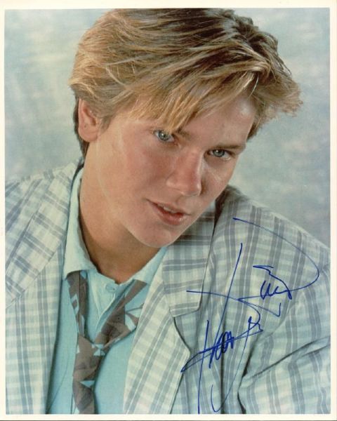 VERY RARE River Phoenix Signed 8" x 10" Color Photo (JSA)