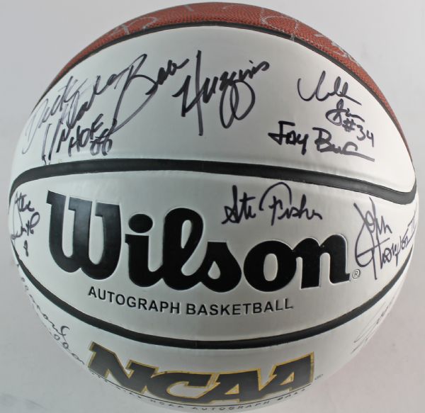 Basketball Stars Multi-Signed Basketball w/ Worthy, Drexler, Robinson & Many Coaches! (PSA/JSA Guarnateed)