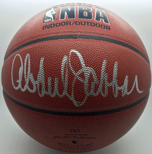 Kareem Abdul Jabbar Near-Mint Signed I/O NBA Basketball (JSA)