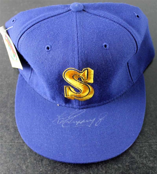 Ken Griffey Jr. Signed Seattle Mariners Rookie-Era Baseball Hat (PSA/DNA)