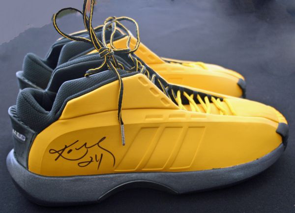 Kobe Bryant Signed Yellow Prototype Model Sneakers (DC Sports)