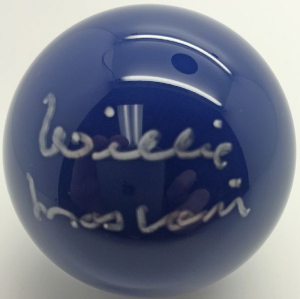 Willie Mosconi Signed 2 Billiards Ball (PSA/DNA)