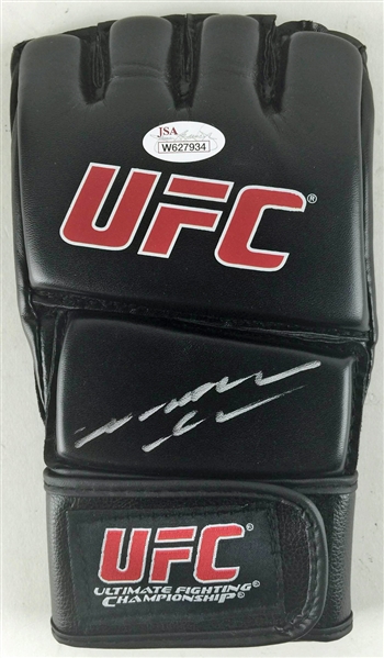 UFC: Anderson Silva Signed Pro Style UFC MMA Glove (JSA)