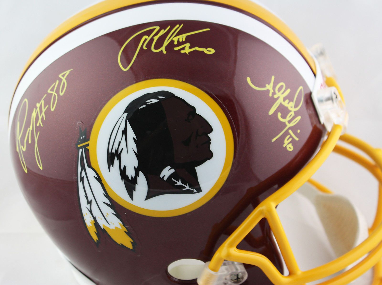 ROBERT GRIFFIN III AUTOGRAPHED HAND SIGNED REDSKINS REPLICA HELMET