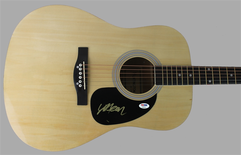 Willie Nelson Signed Acoustic Guitar (PSA/DNA)