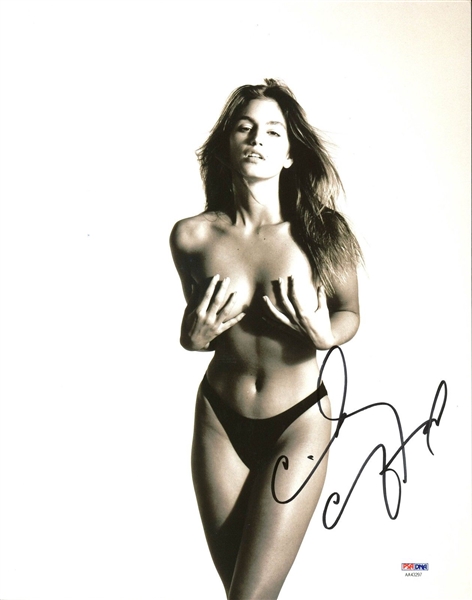Cindy Crawford Sexy Signed 11" x 14" Color Photo (PSA/DNA)