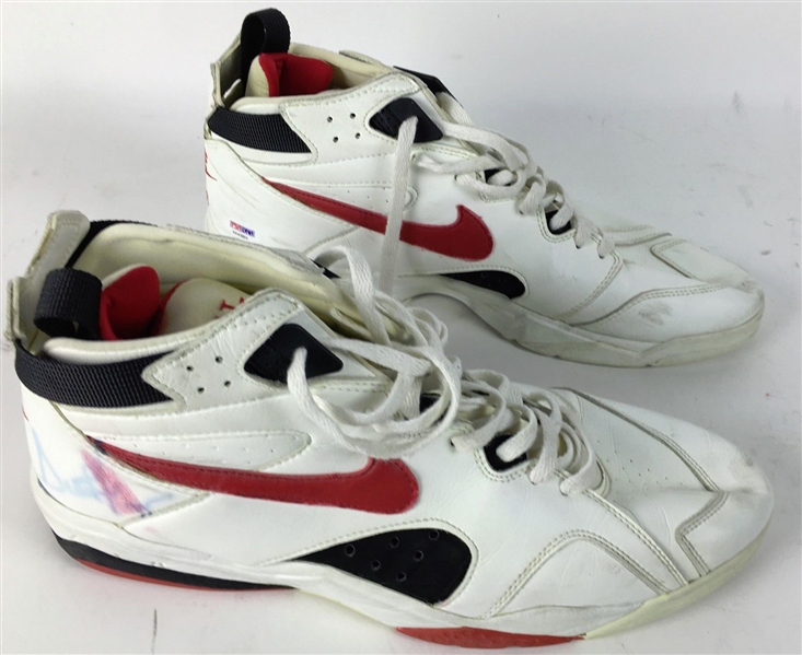 Scottie Pippen Signed & Game Used 1993 Chicago Bulls Sneakers (PSA/DNA & Photo-Match)