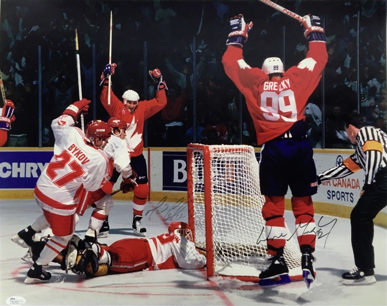 Wayne Gretzky & Mario Lemieux Dual Signed 16" x 20" Team Canada Photograph (JSA)