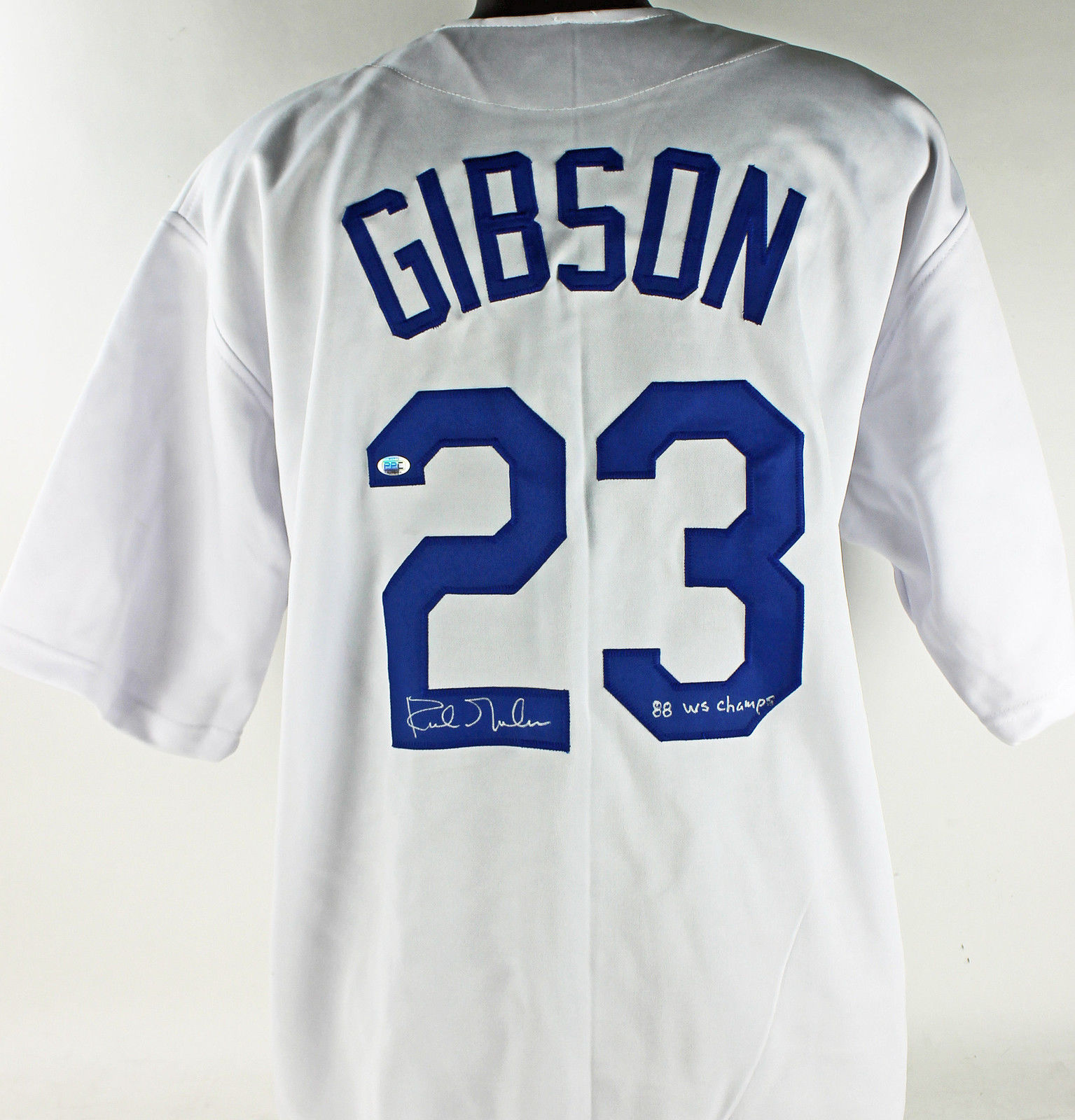 Lot Detail - Kirk Gibson Signed 