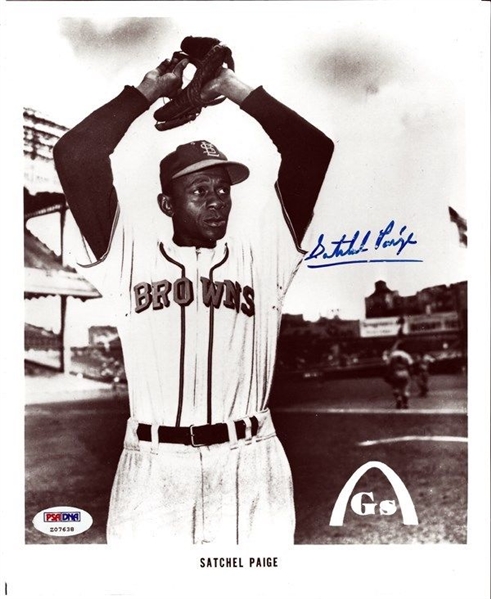 Satchel Paige Signed 8" x 10" B&W Photograph (PSA/DNA)