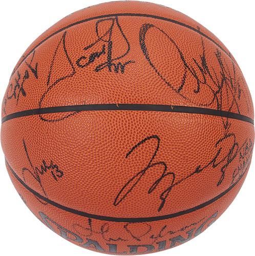 72-10 World Champion 1995 Chicago Bulls Team Signed Basketball w/ Rare "NBA Champs" Inscription from Jordan! (JSA)