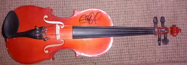 Charlie Daniels RARE Signed Full Size Fiddle! (PSA/DNA)