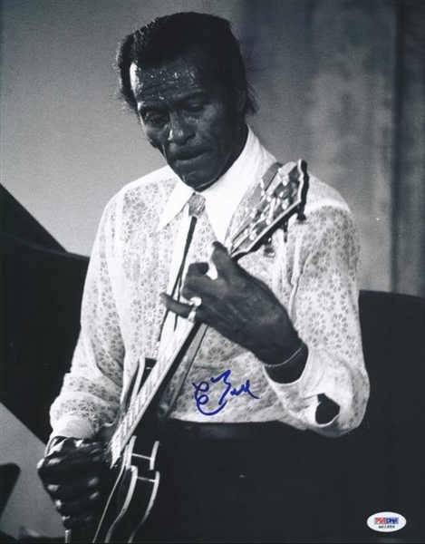 Chuck Berry Signed 11" x 14" Photo (PSA/DNA)