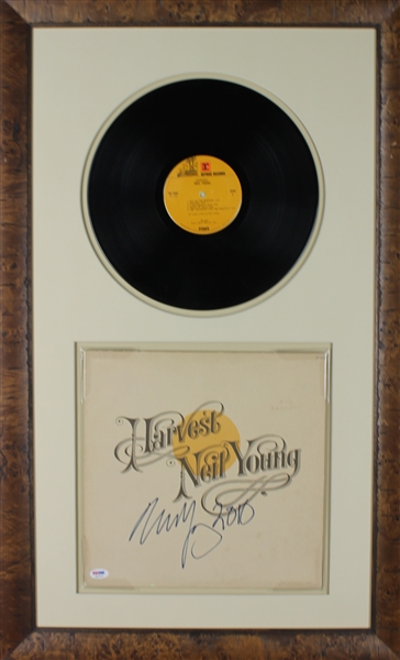 Neil Young Signed & Framed "Harvest" Album (PSA/DNA)