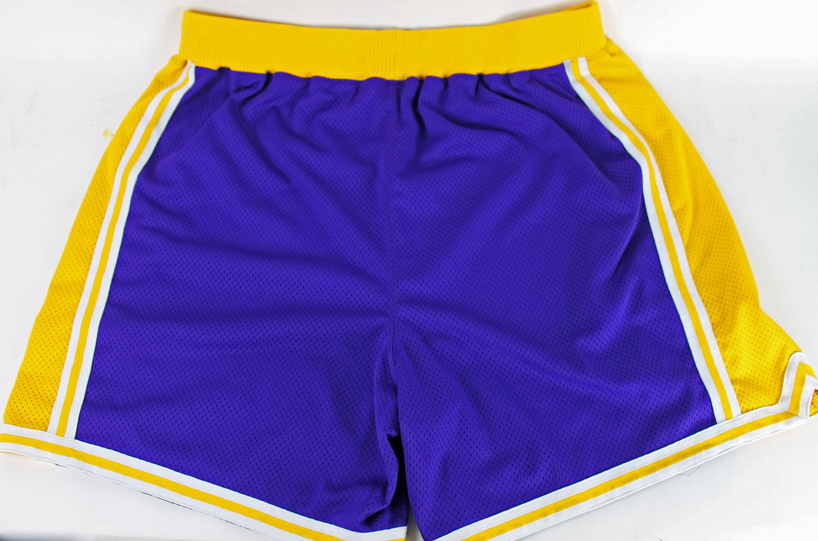 Lot Detail - 1997-98 Shaquille O'Neal Game Worn L.A. Lakers Road Shorts ...