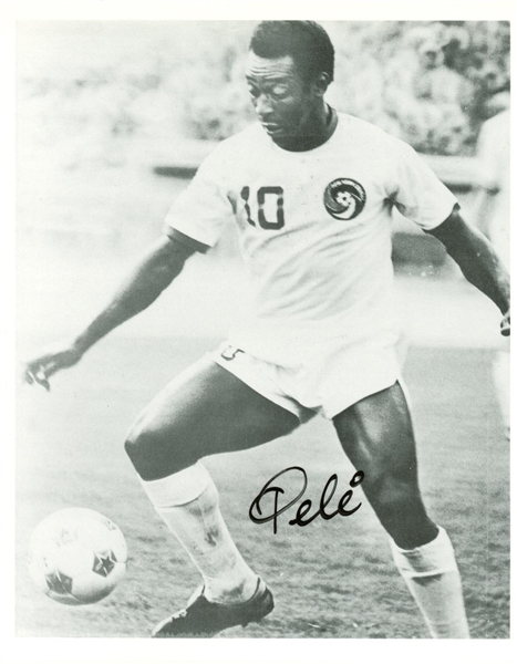 Pele Signed 8" x 10" Black & White Cosmos Photograph (PSA/JSA Guaranteed)