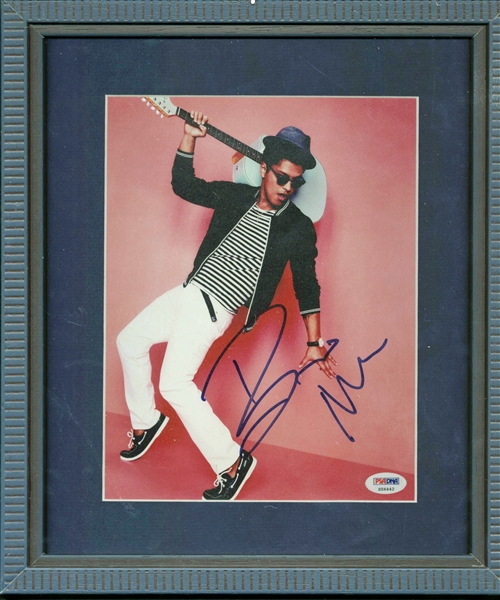 Bruno Mars Signed 8" x 10" Framed Photograph (PSA/DNA)