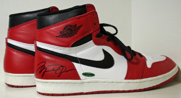 Michael Jordan Dual Signed 1994 Nike Air Jordan 10th Anniversary Re-Issue Sneakers with Box (UDA)