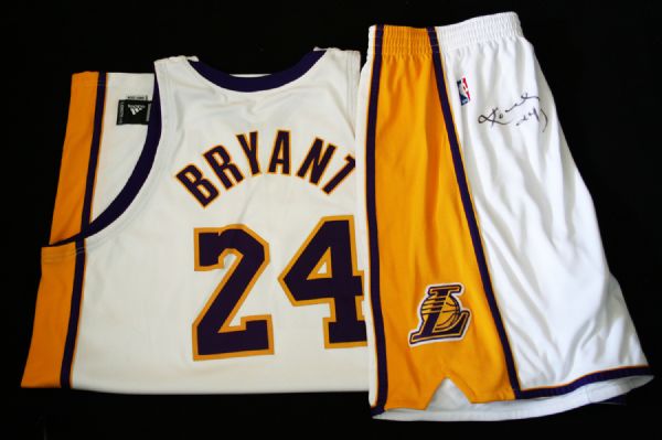 2007-08 Los Angeles Lakers Complete Starting Lineup Game Worn Jersey & Short Set (5) w/Kobe, Gasol, Odom, Fisher & Bynum (DC Sports)