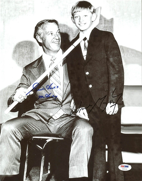 Wayne Gretzky & Gordie Howe Rare Dual-Signed 11" x 14" Photo (PSA/DNA)