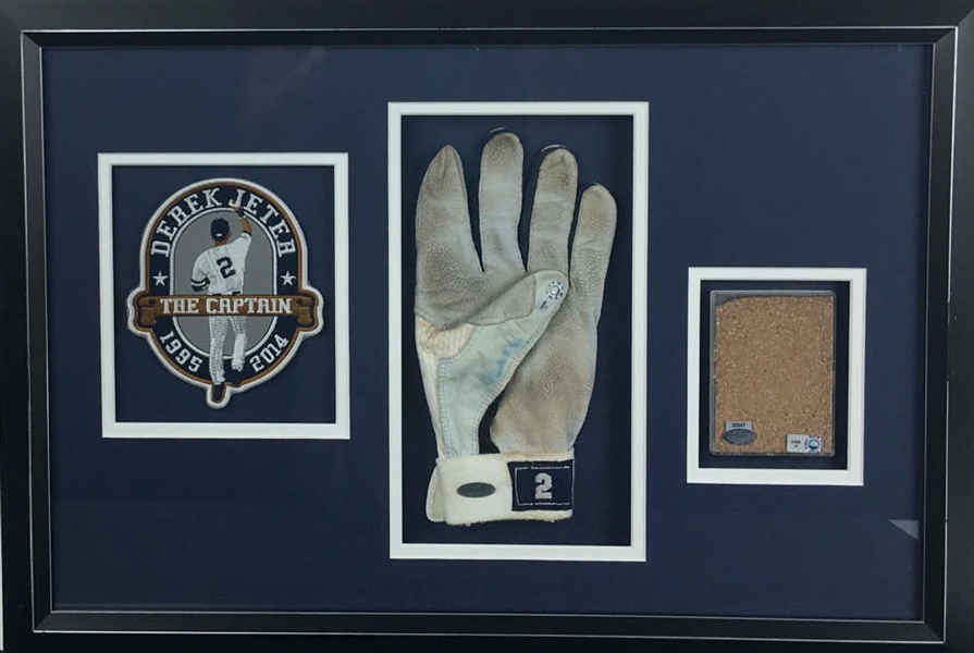 Derek Jeter Signed & Game Used/Worn Batting Glove w/ Yankee Stadium Dirt! (Steiner Sports)