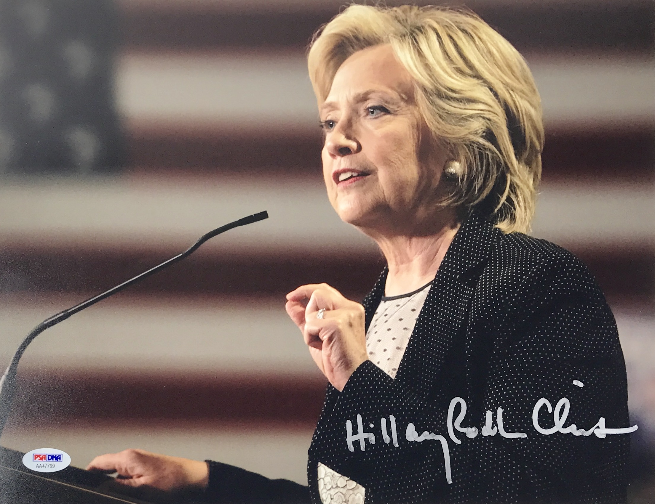 Lot Detail - Hillary Clinton Signed 11" X 14" Color Photo With Full ...