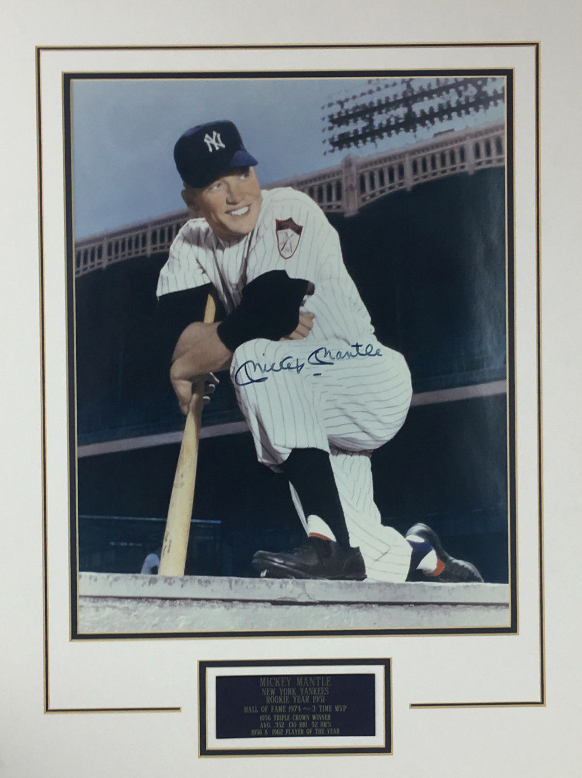 Lot Detail - Mickey Mantle Signed Over-sized 16