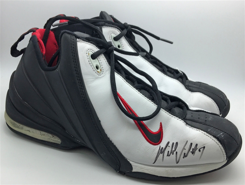 Michael Vick Signed & Game Used Atlanta Falcon Nike Turf Shoes w/ Photomatch! (JSA)